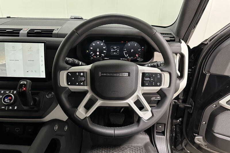 Used Land Rover Defender 2024 for sale - 77406454: Photo 15