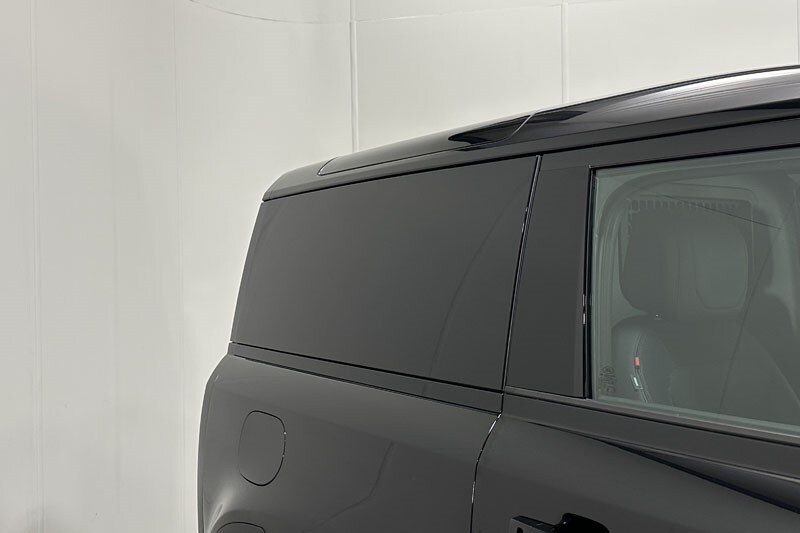 Used Land Rover Defender 2024 for sale - 77406454: Photo 44