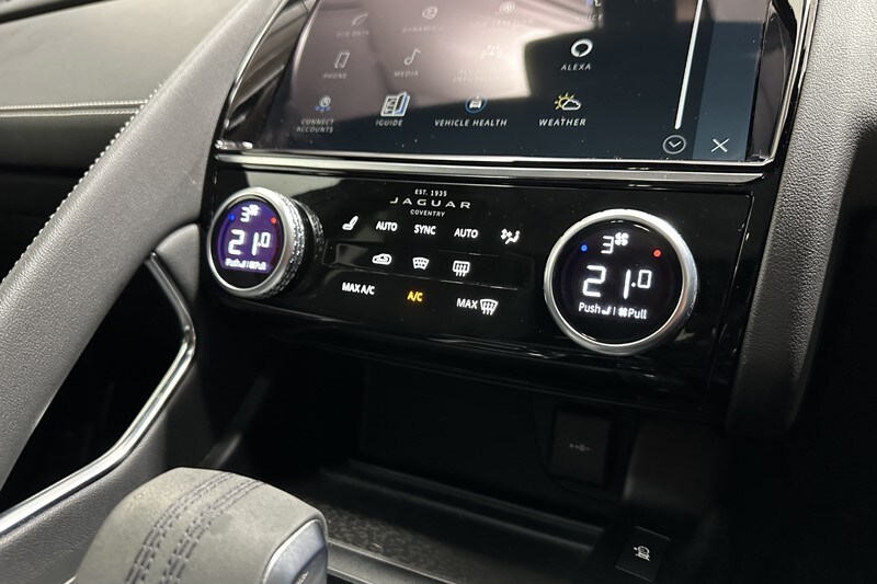 Used Jaguar E-Pace 2022 for sale - 77742674: Photo 37