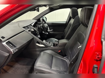 Used Jaguar E-Pace 2022 for sale - 77742674: Photo