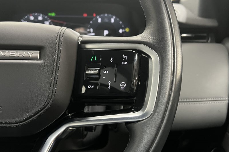 Used Land Rover Discovery Sport 2024 for sale - 76980825: Photo 31