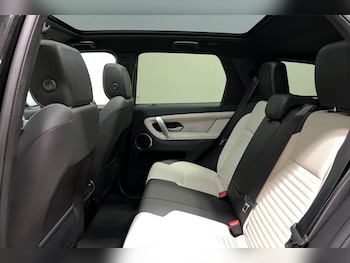 Used Land Rover Discovery Sport 2022 for sale - 79556742: Photo