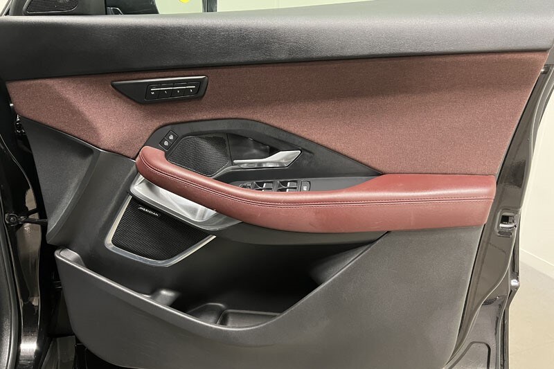 Used Jaguar E-Pace 2023 for sale - 77915596: Photo 22