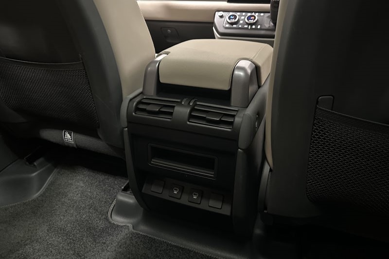 Used Land Rover Defender 2022 for sale - 77106128: Photo 18