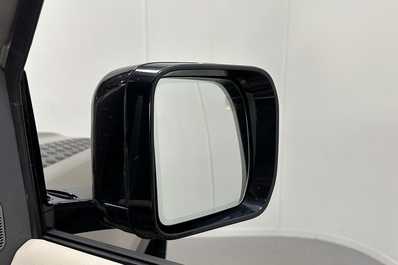 Used Land Rover Defender 2022 for sale - 77106128: Photo 24