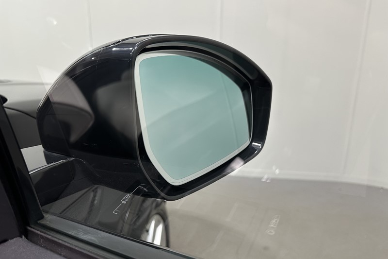 Used Land Rover Discovery Sport 2023 for sale - 78108906: Photo 23