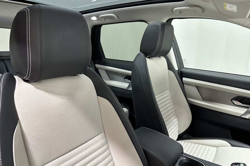 Used Land Rover Discovery Sport 2023 for sale - 78108906: Photo 27