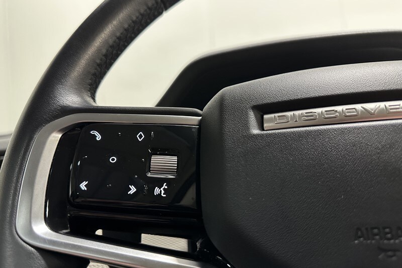 Used Land Rover Discovery Sport 2023 for sale - 78108906: Photo 31