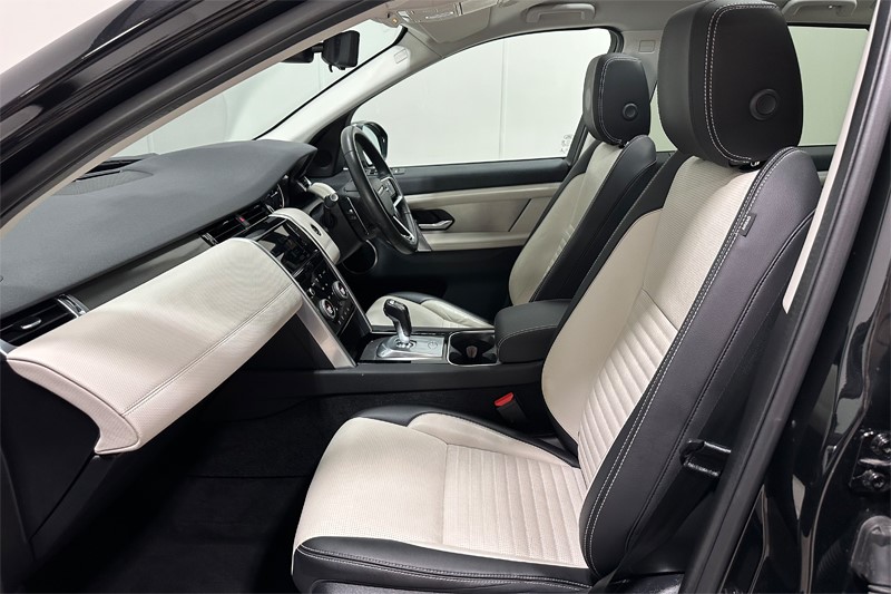 Used Land Rover Discovery Sport 2023 for sale - 78108906: Photo 4