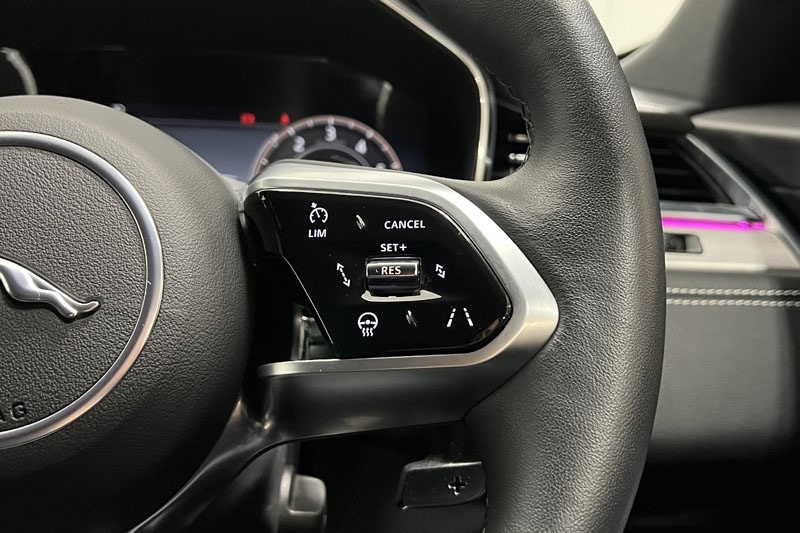 Used Jaguar F-Pace 2023 for sale - 76981806: Photo 30