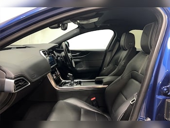 Used Jaguar XE 2021 for sale - 78656769: Photo