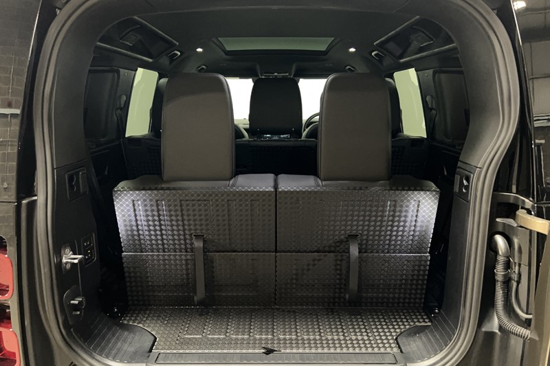 Used Land Rover Defender 2024 for sale - 77665191: Photo 10