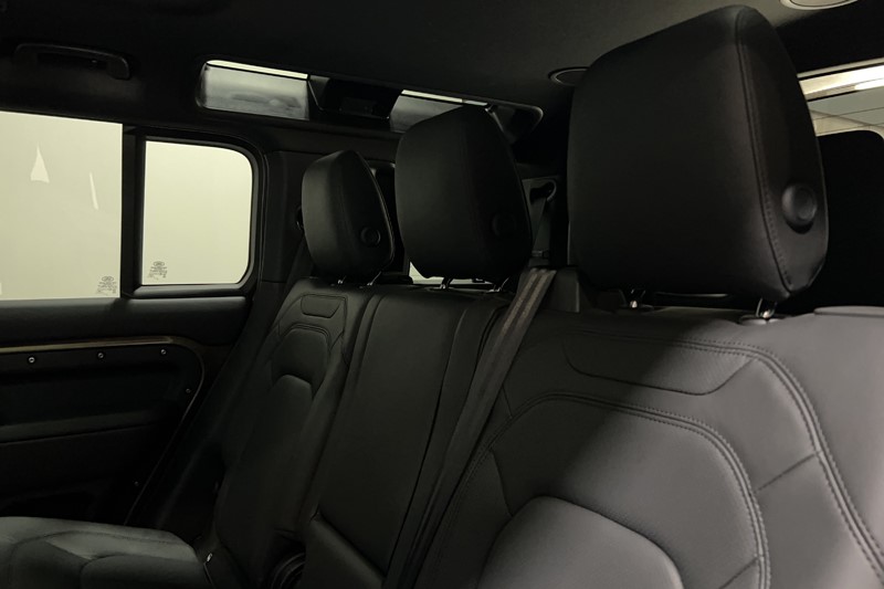 Used Land Rover Defender 2024 for sale - 77665191: Photo 45