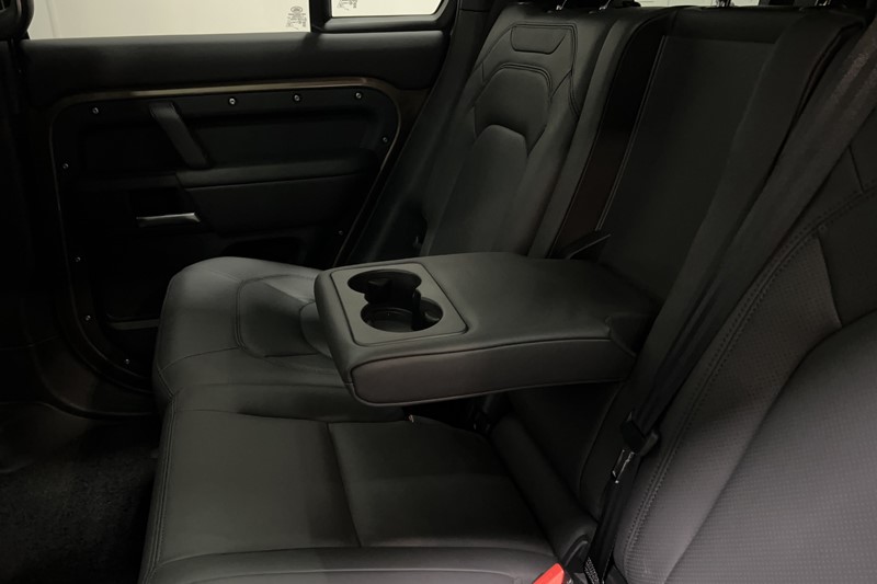 Used Land Rover Defender 2024 for sale - 77665191: Photo 47
