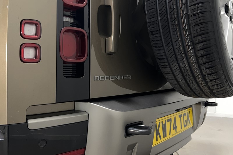 Used Land Rover Defender 2024 for sale - 77665191: Photo 51