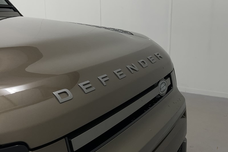 Used Land Rover Defender 2024 for sale - 77665191: Photo 57