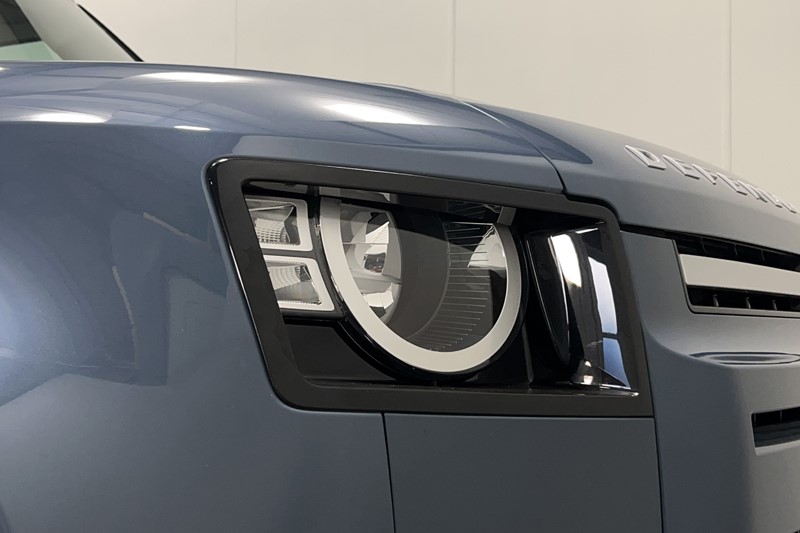 Used Land Rover Defender 2023 for sale - 77745982: Photo 17