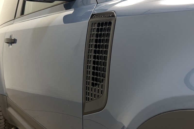 Used Land Rover Defender 2023 for sale - 77745982: Photo 20