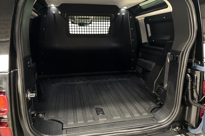 Used Land Rover Defender 2023 for sale - 77745982: Photo 21