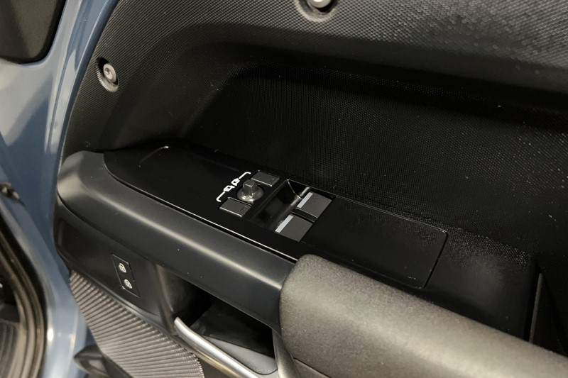 Used Land Rover Defender 2023 for sale - 77745982: Photo 24