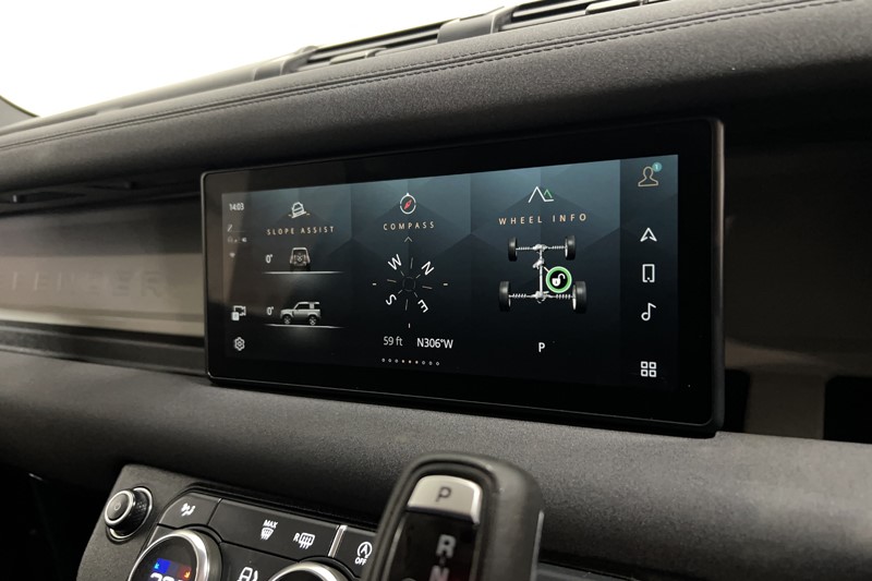 Used Land Rover Defender 2023 for sale - 77745982: Photo 28