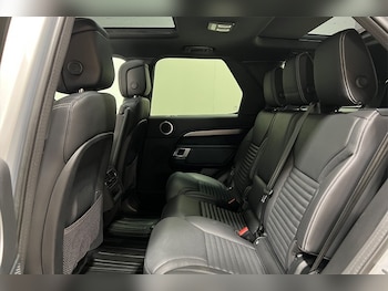 Used Land Rover Discovery 2022 for sale - 77449962: Photo