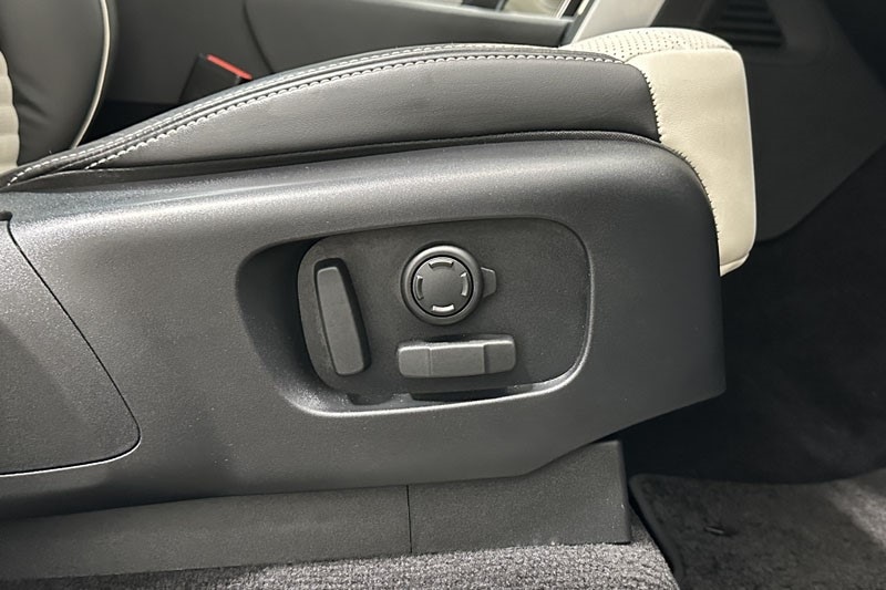 Used Land Rover Discovery 2023 for sale - 76981109: Photo 26