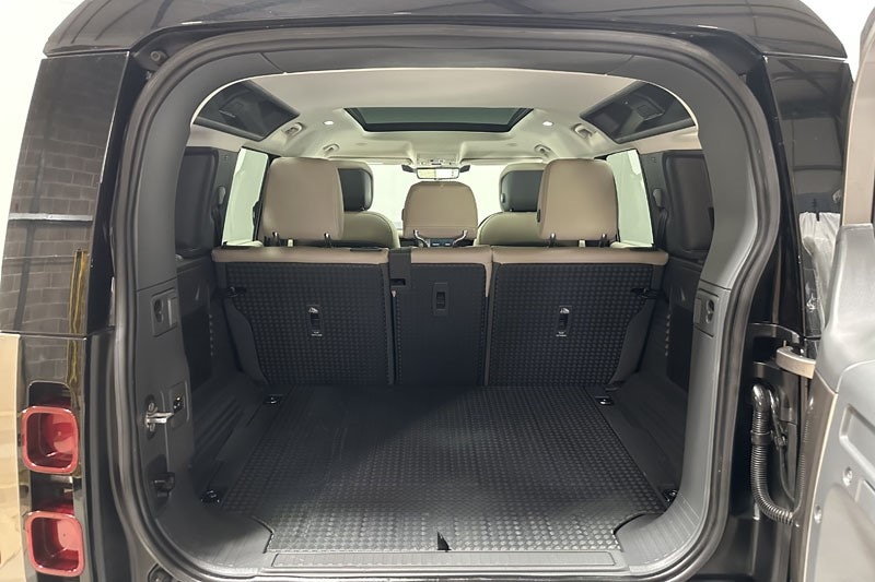 Used Land Rover Defender 2022 for sale - 76982446: Photo 10