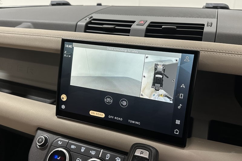 Used Land Rover Defender 2022 for sale - 76982446: Photo 12