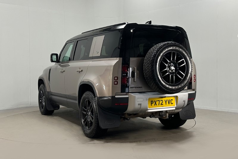 Used Land Rover Defender 2022 for sale - 76982446: Photo 2
