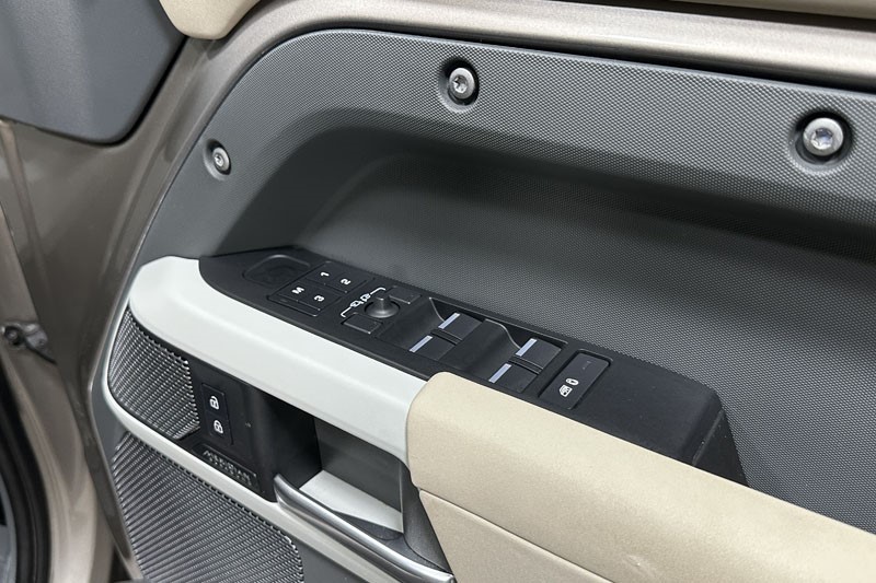 Used Land Rover Defender 2022 for sale - 76982446: Photo 22