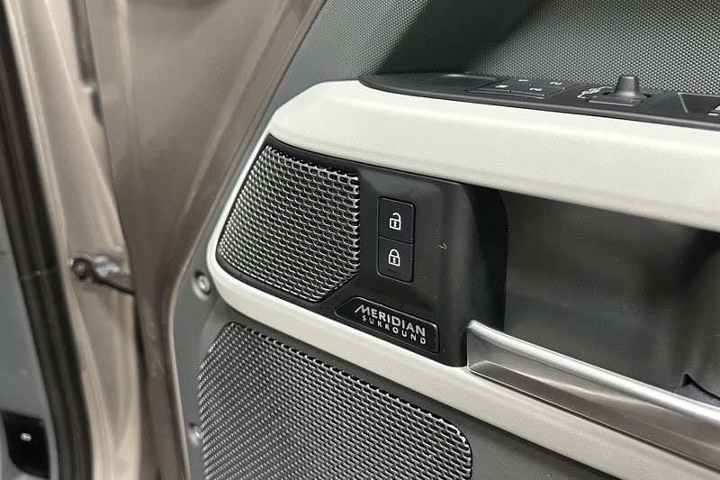 Used Land Rover Defender 2022 for sale - 76982446: Photo 23