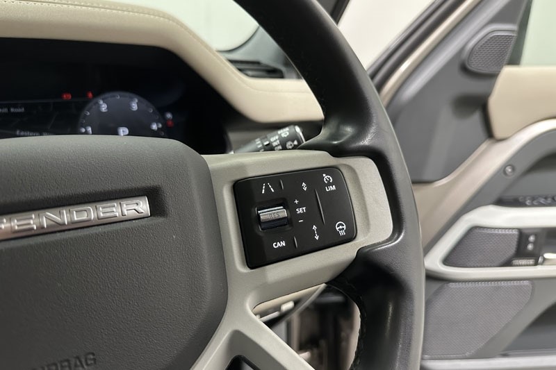 Used Land Rover Defender 2022 for sale - 76982446: Photo 29