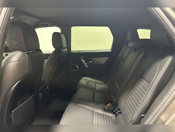 Used Land Rover Discovery Sport 2023 for sale - 79491517: Photo