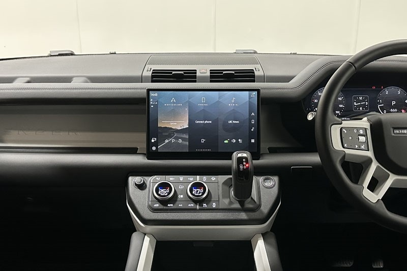 Used Land Rover Defender 2025 for sale - 77022990: Photo 14