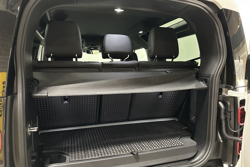 Used Land Rover Defender 2025 for sale - 77022990: Photo 45