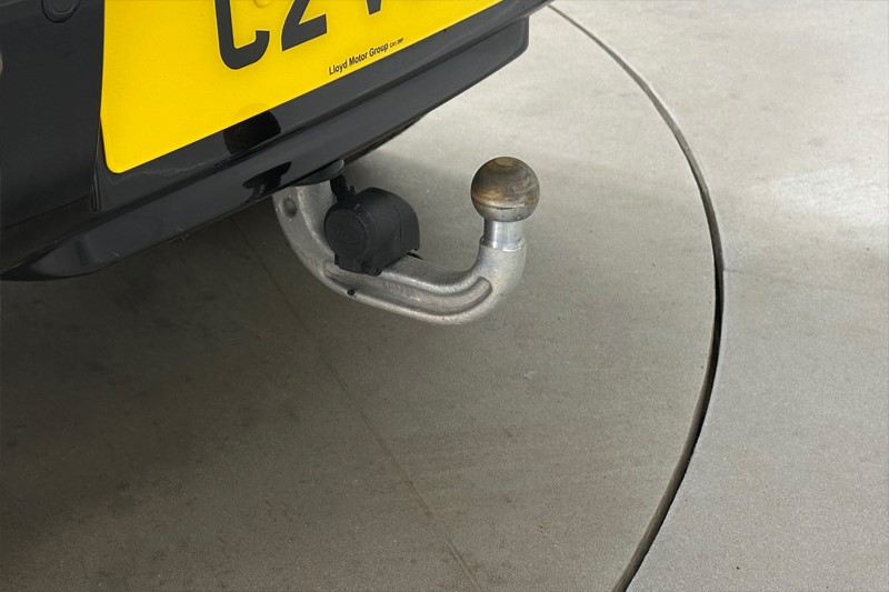 Used Land Rover Defender 2025 for sale - 77022990: Photo 47