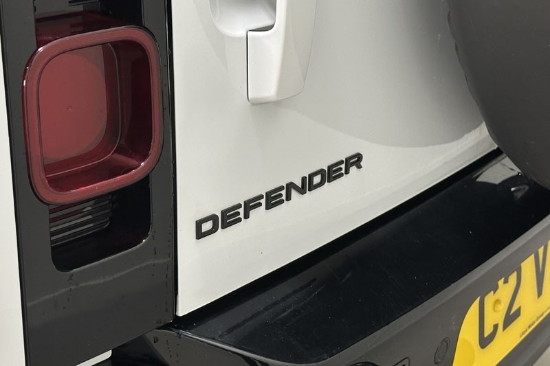 Used Land Rover Defender 2025 for sale - 77022990: Photo 48