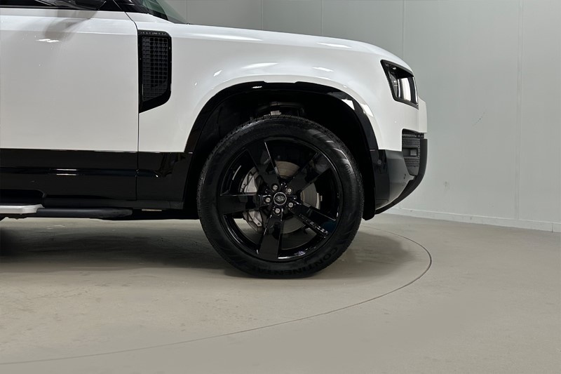 Used Land Rover Defender 2025 for sale - 77022990: Photo 8