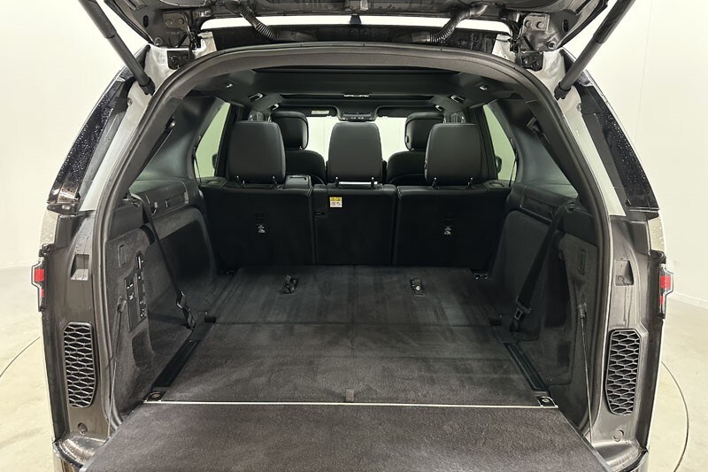 Used Land Rover Discovery 2022 for sale - 76982440: Photo 10