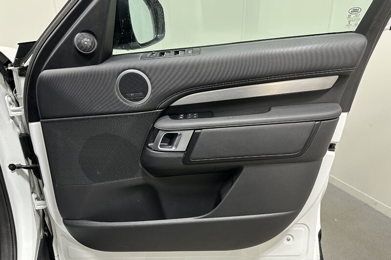 Used Land Rover Discovery 2022 for sale - 76982440: Photo 21