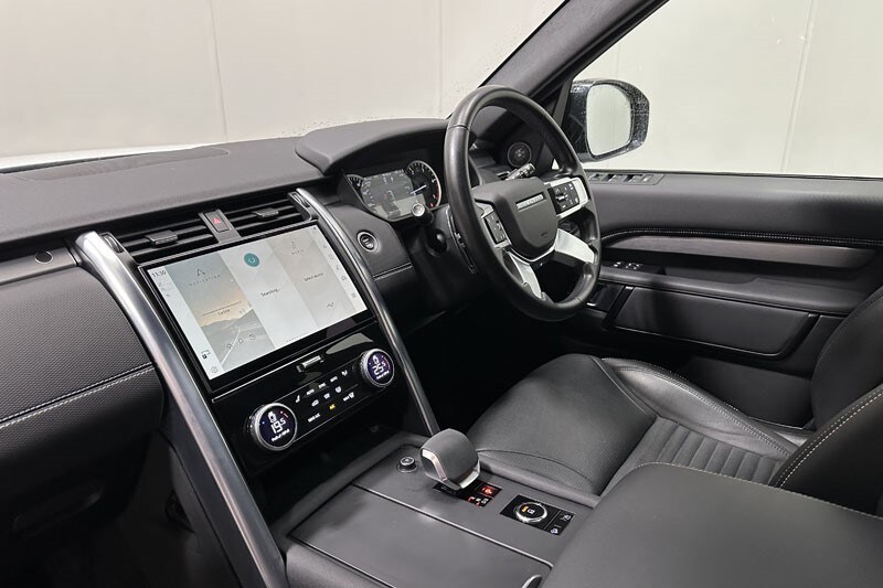 Used Land Rover Discovery 2022 for sale - 76982440: Photo 41