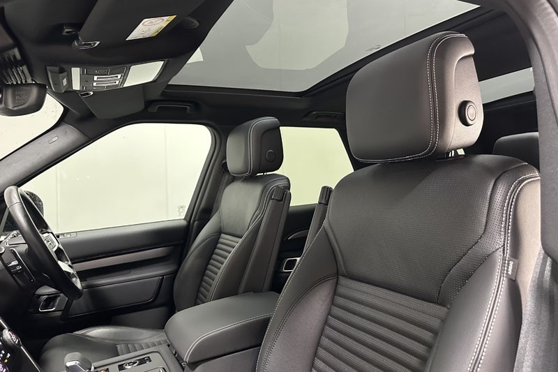 Used Land Rover Discovery 2022 for sale - 76982440: Photo 42