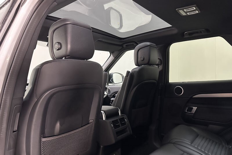 Used Land Rover Discovery 2022 for sale - 76982440: Photo 43