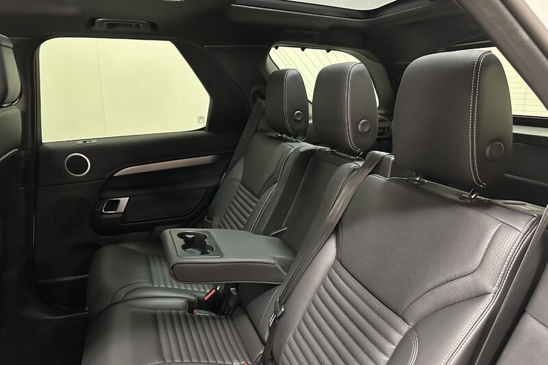 Used Land Rover Discovery 2022 for sale - 76982440: Photo 46