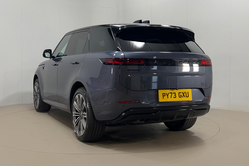 Used Land Rover Range Rover Sport 2024 for sale - 77997054: Photo 2