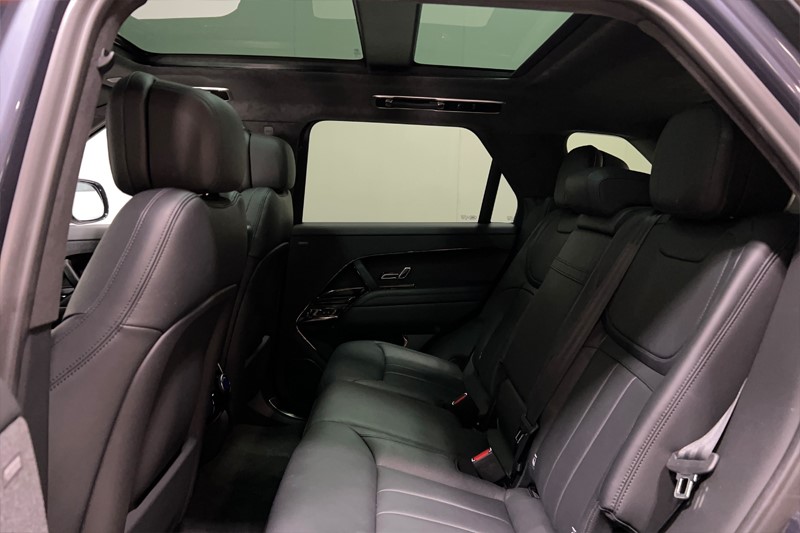 Used Land Rover Range Rover Sport 2024 for sale - 77997054: Photo 4