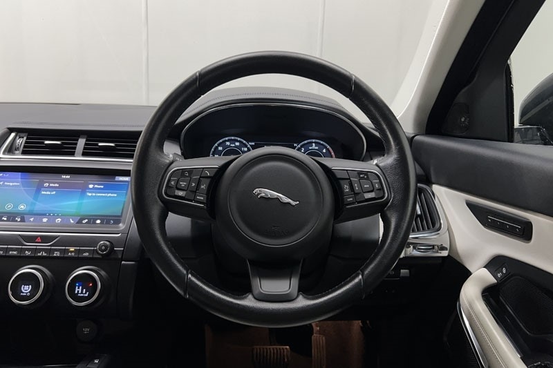 Used Jaguar E-Pace 2017 for sale - 77285808: Photo 15