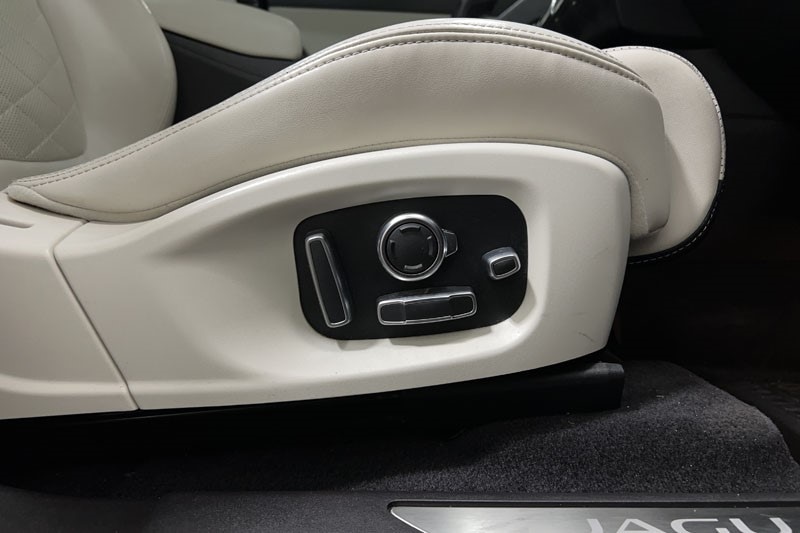 Used Jaguar E-Pace 2017 for sale - 77285808: Photo 26