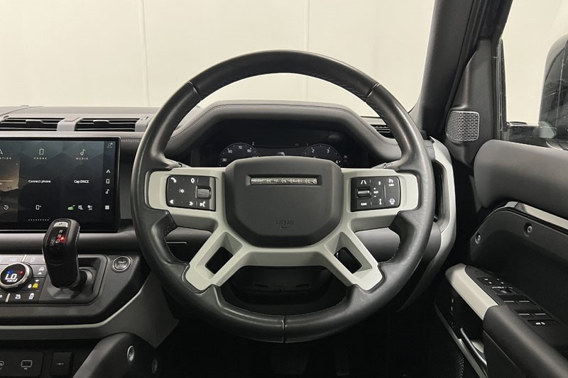 Used Land Rover Defender 2023 for sale - 77375924: Photo 15